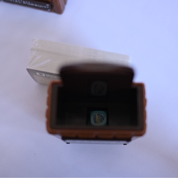 Trivial Pursuit: National Parks - Travel Edition 100th Anniversary USAopoly NWT - Picture 7 of 9